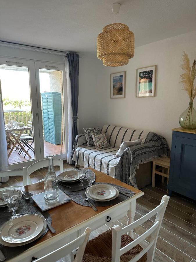 Very Cosy Apartment At 200 M From The Beaches Ла Лонд-ле-Мор Екстериор снимка