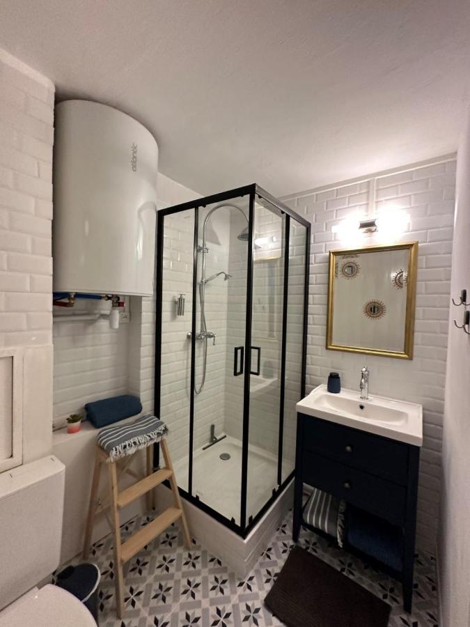Very Cosy Apartment At 200 M From The Beaches Ла Лонд-ле-Мор Екстериор снимка